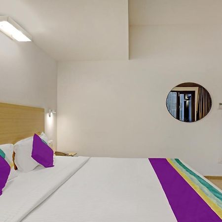 Itsy By Treebo - Vashistha Hotel Haiderabad Buitenkant foto