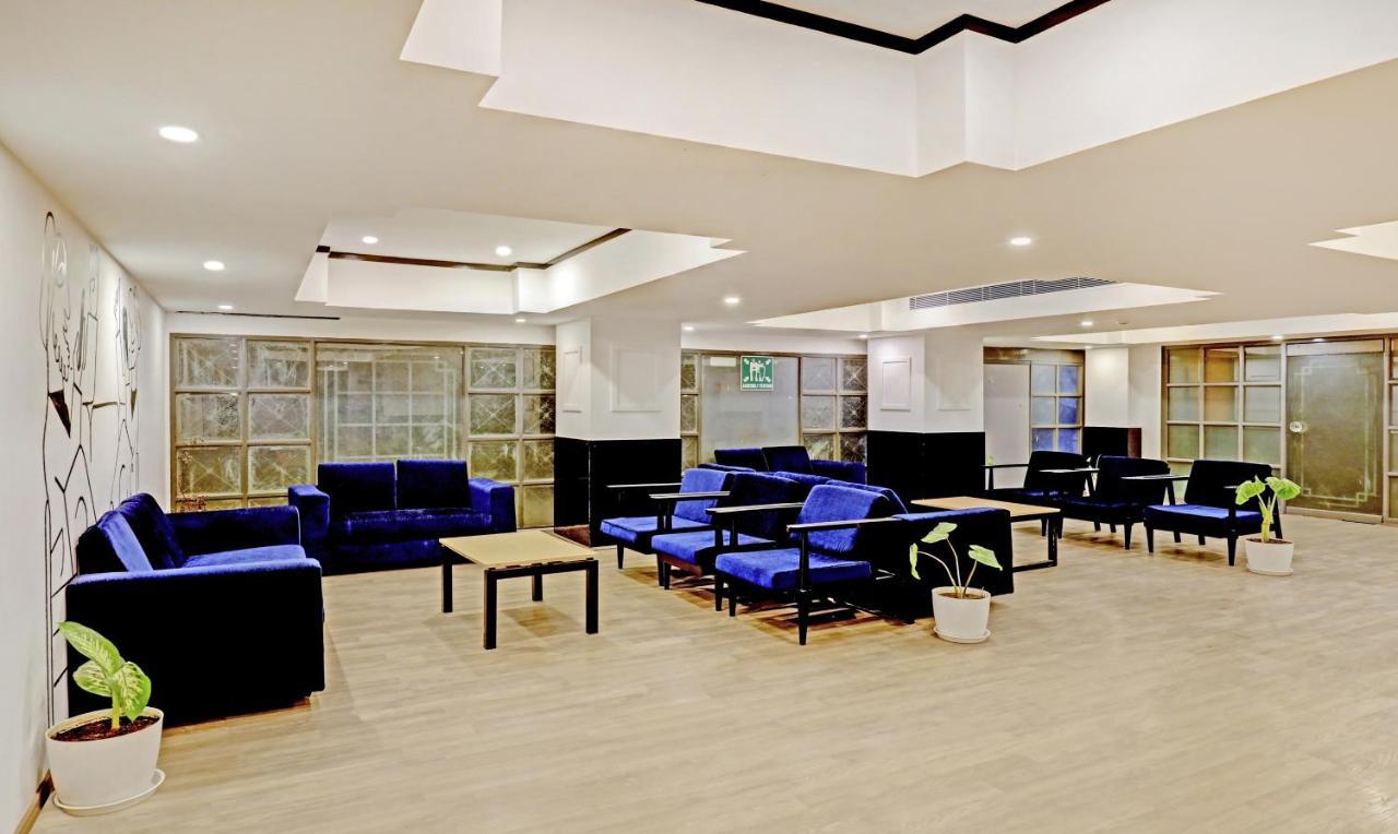 Itsy By Treebo - Vashistha Hotel Haiderabad Buitenkant foto