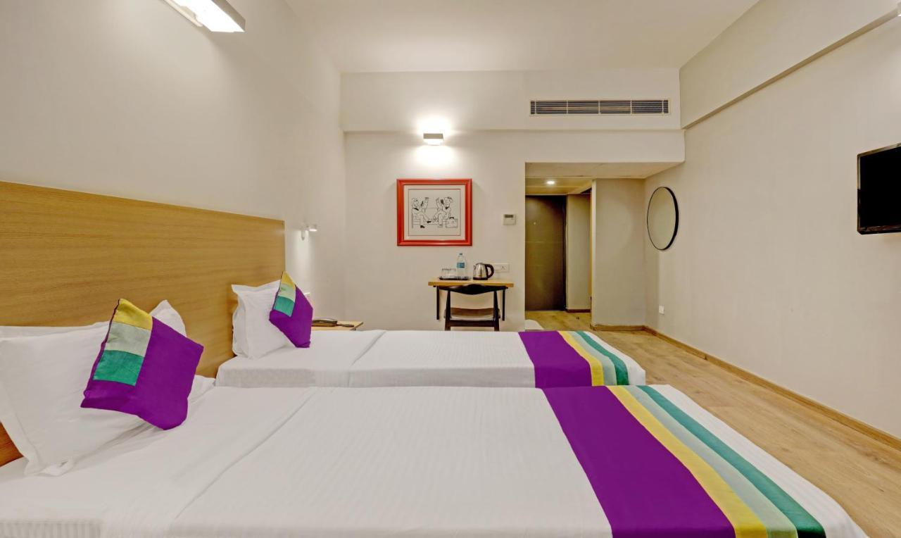 Itsy By Treebo - Vashistha Hotel Haiderabad Buitenkant foto