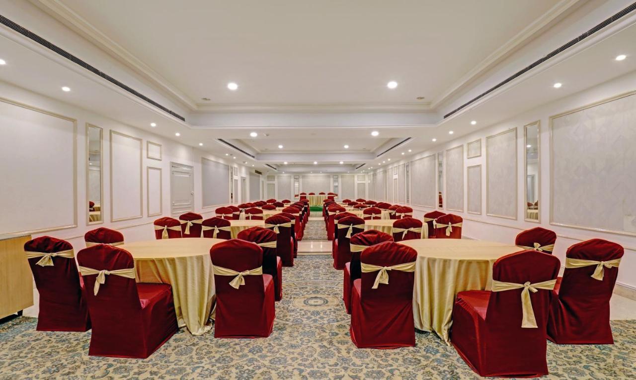 Itsy By Treebo - Vashistha Hotel Haiderabad Buitenkant foto