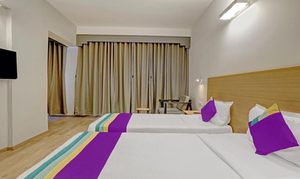 Itsy By Treebo - Vashistha Hotel Haiderabad Buitenkant foto